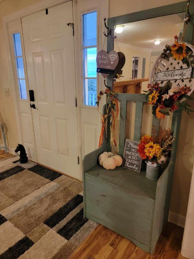 Moonlight Manor Bed & Breakfast Floyd Esterno foto